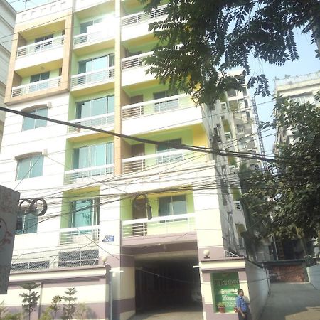 Hotel Lake View Plaza Dhaka Esterno foto