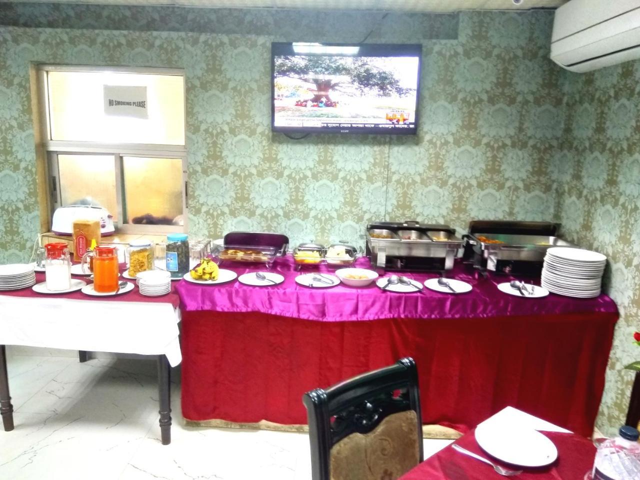 Hotel Lake View Plaza Dhaka Esterno foto