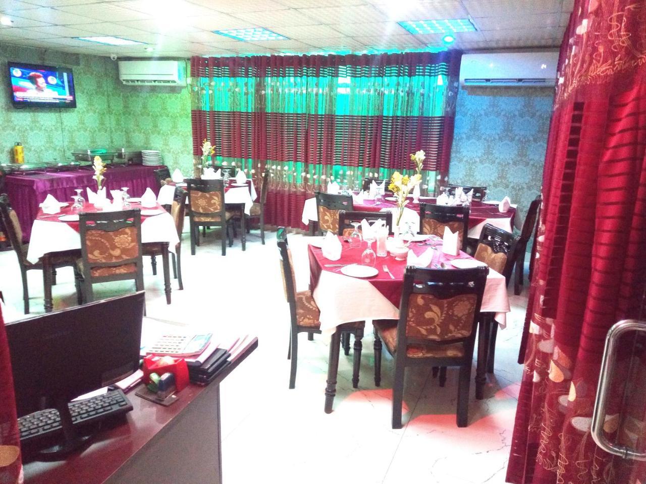 Hotel Lake View Plaza Dhaka Esterno foto
