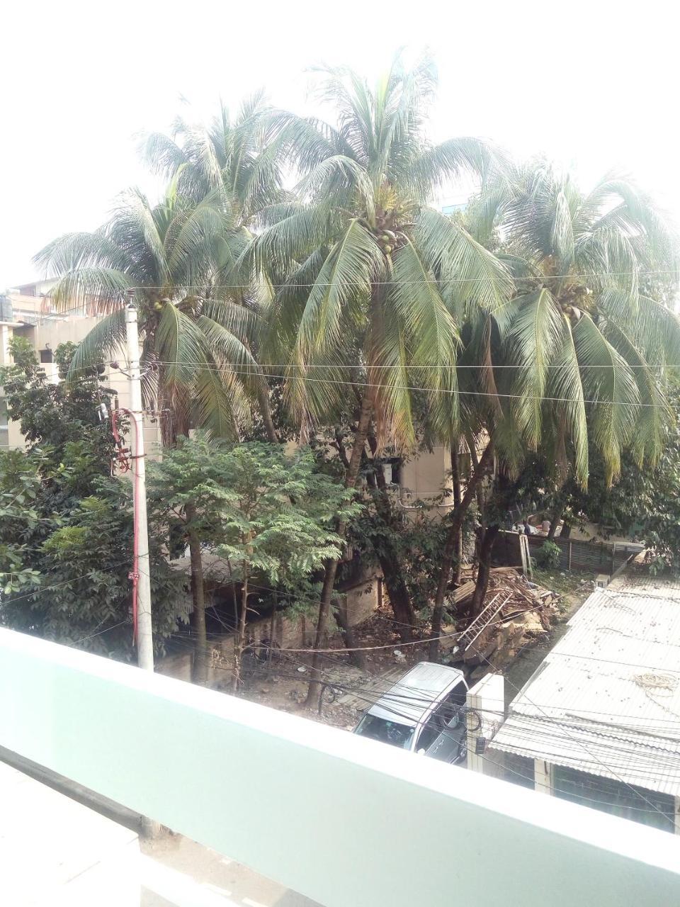 Hotel Lake View Plaza Dhaka Esterno foto