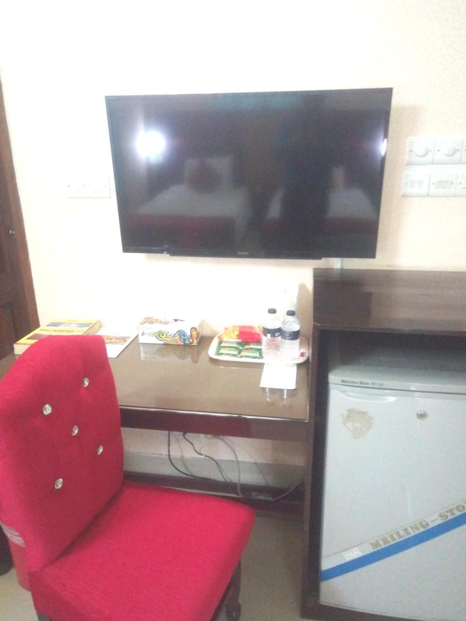 Hotel Lake View Plaza Dhaka Esterno foto