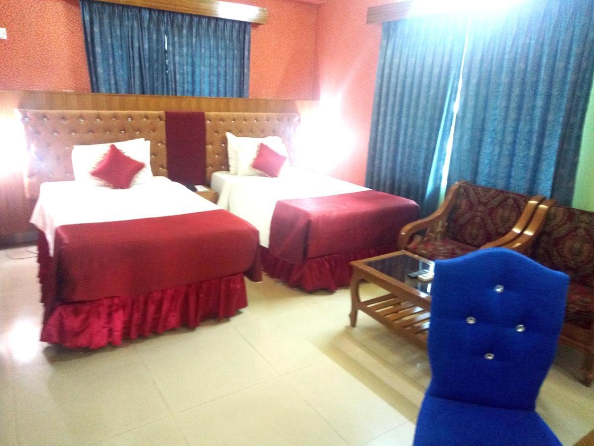 Hotel Lake View Plaza Dhaka Esterno foto